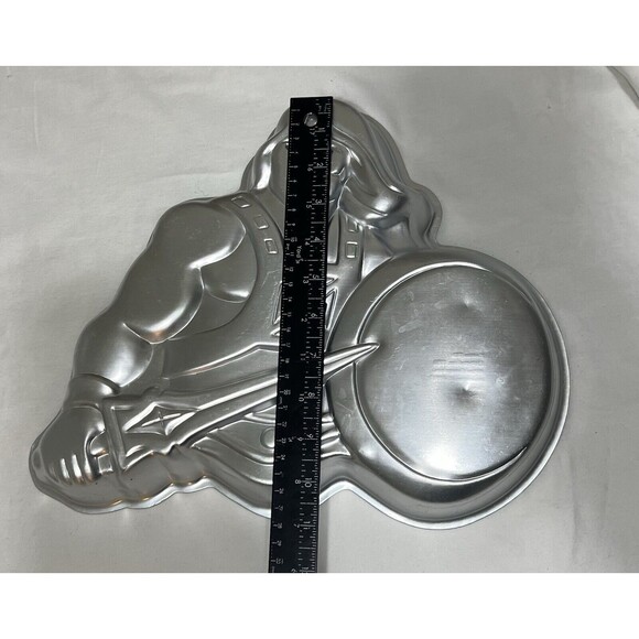 VTG 1983 Wilton He-Man Birthday Cake Pan Mold 2105-3184 Masters of the Universe - Picture 6 of 7